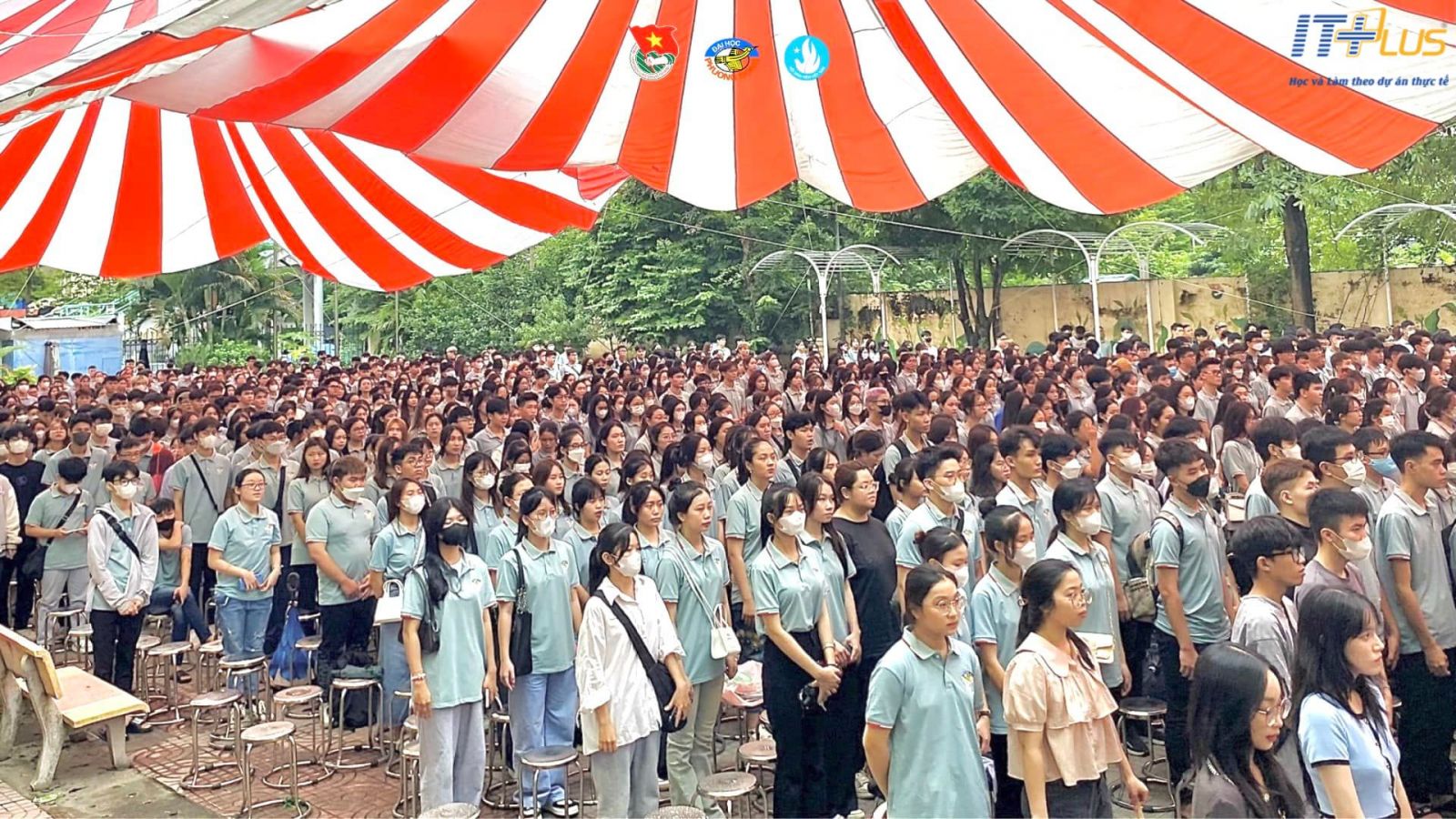 doanh nghiệp v&agrave; đối t&aacute;c