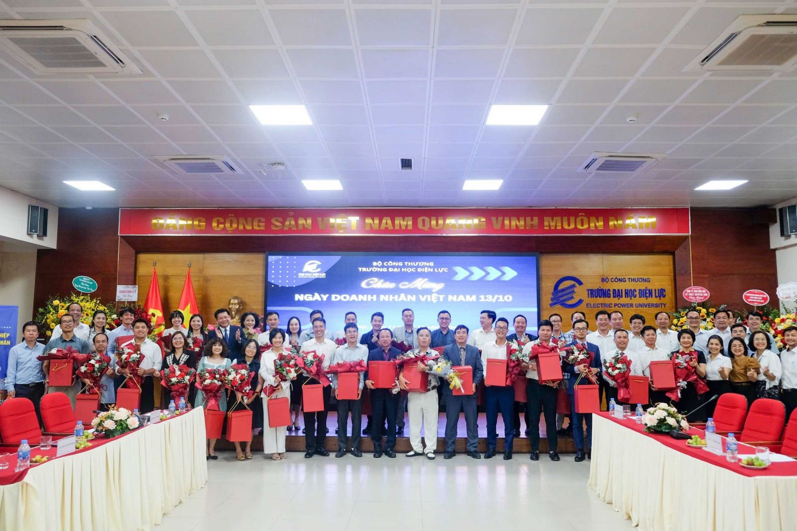 ITplus tham dự sự kiện "Gặp mặt doanh nghiệp nh&acirc;n ng&agrave;y Doanh nh&acirc;n Việt Nam"