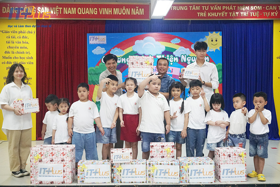 chương tr&igrave;nh thiện nguyện sao mai