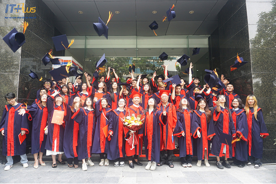 TỔNG HỢP SỰ KIỆN ĐẦU TH&Aacute;NG 6