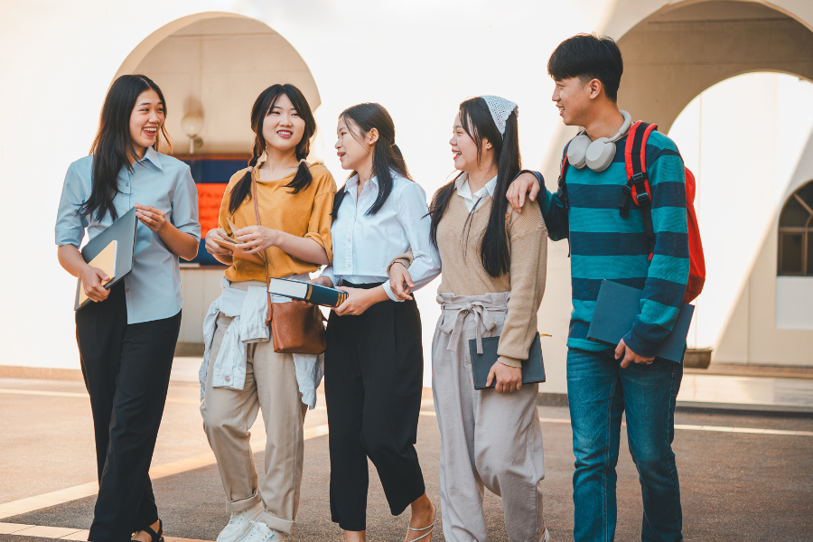 Du học sinh tại H&agrave;n Quốc