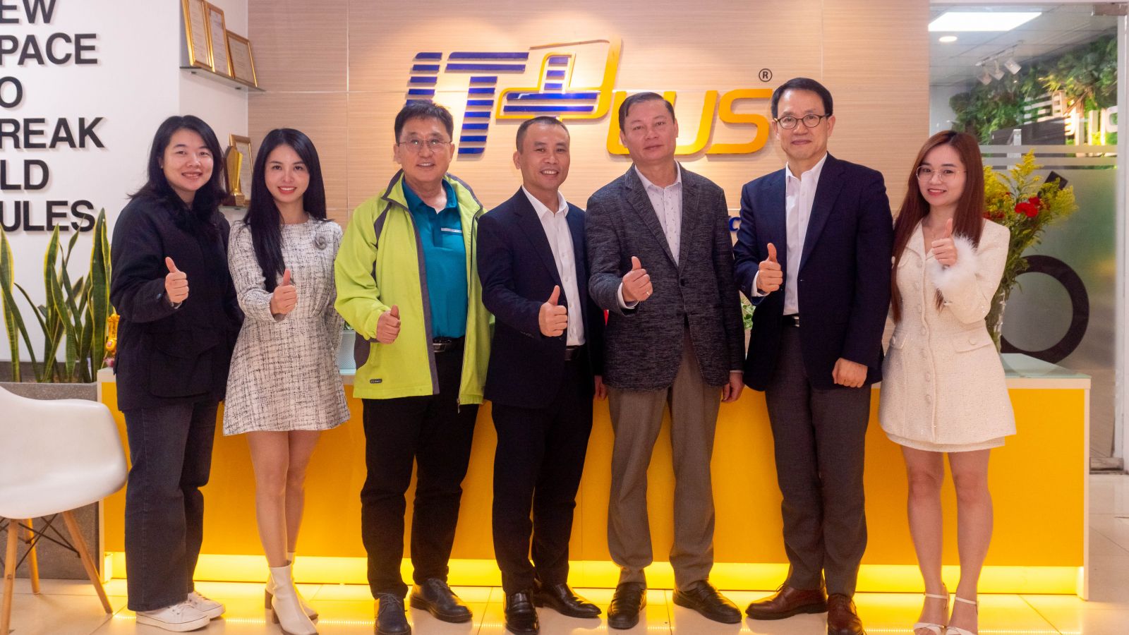 ITPlus - Đối t&aacute;c của hơn 300 doanh nghiệp to&agrave;n cầu