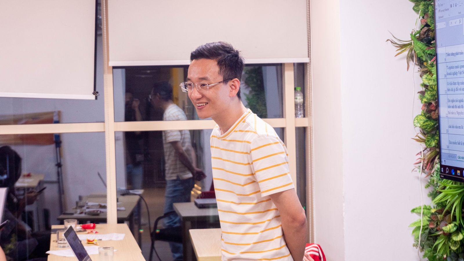 COO One Mount Group - Phạm Thanh Tuyền trực tiếp giảng dạy