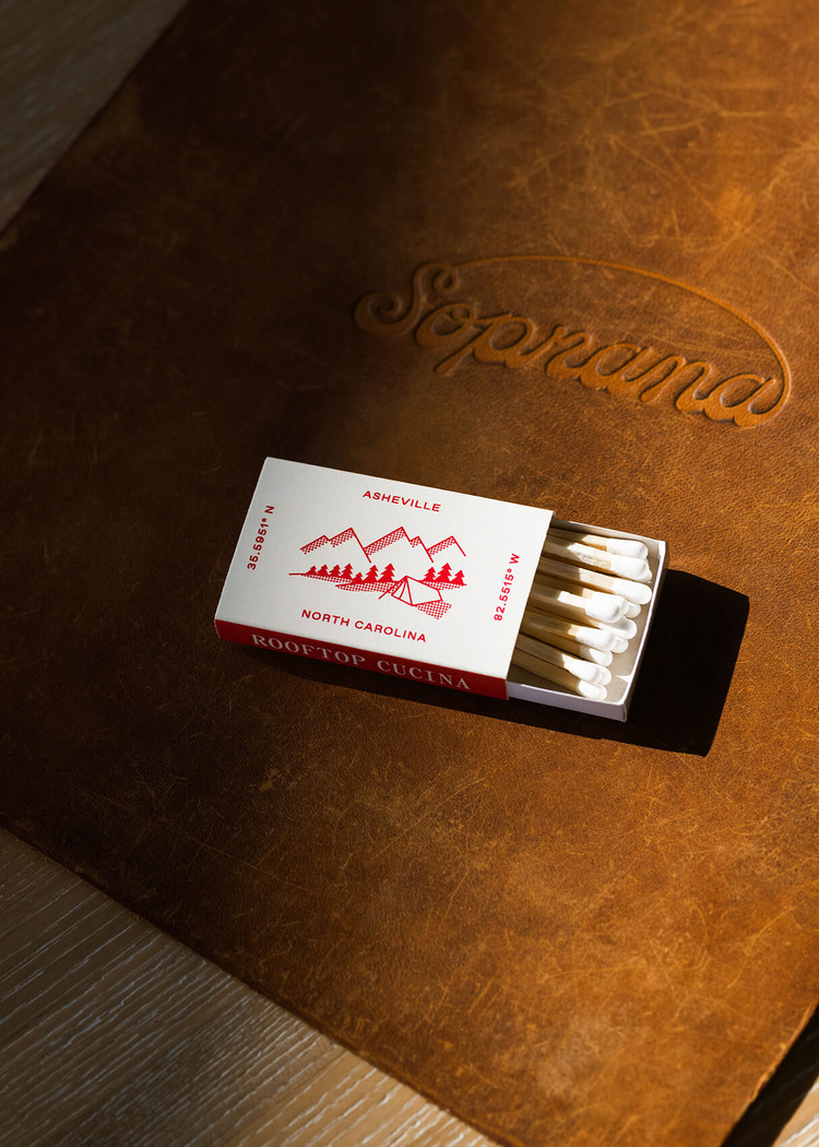 Bộ nhận diện thương hiệu Soprano